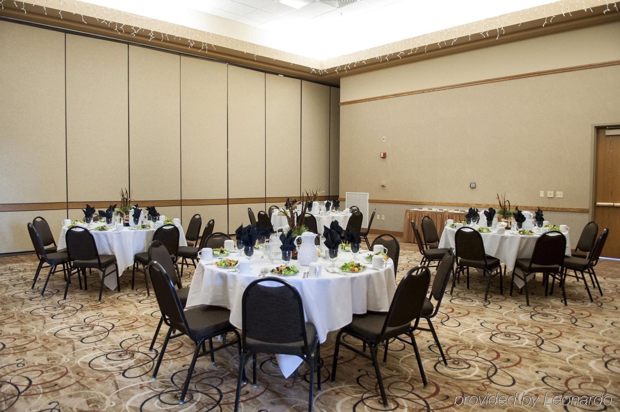 Holiday Inn Spearfish-Convention Center By Ihg Bagian luar foto